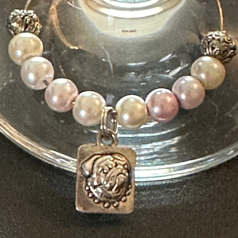 Wine glass tag stainless steel hoop pink/white/metal beads, dog charm